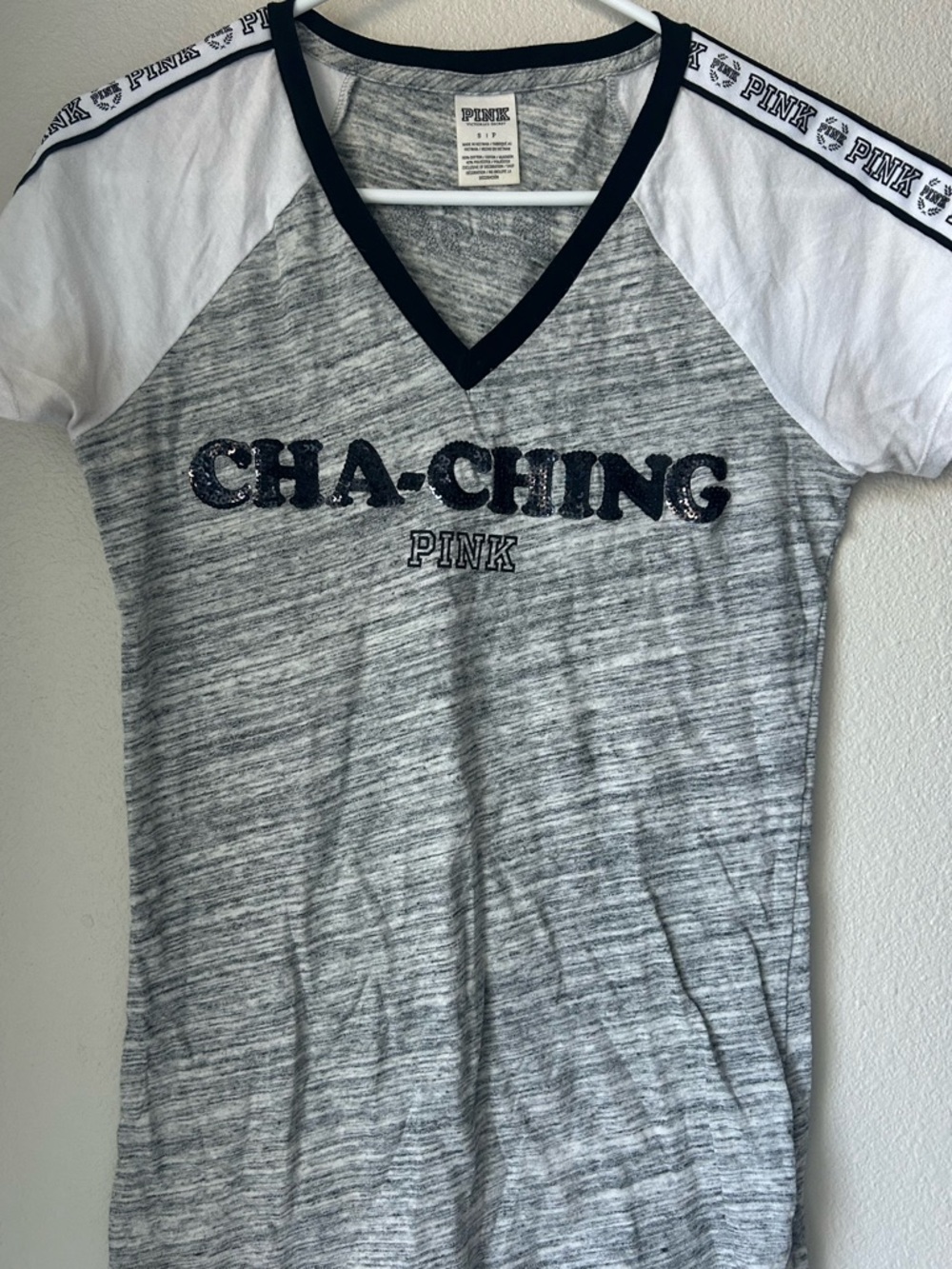 PINK Victoria's Secret Y2K Sequins Bling 'CHA-CHING' Vegas V-Neck Baseball Tee S